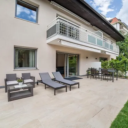 Διαμέρισμα Maia Garden