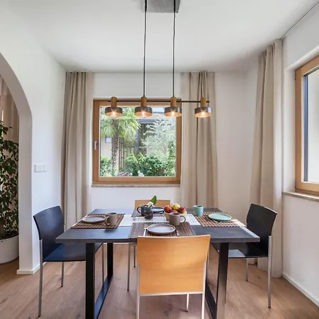 Maia Garden Apartment Merano