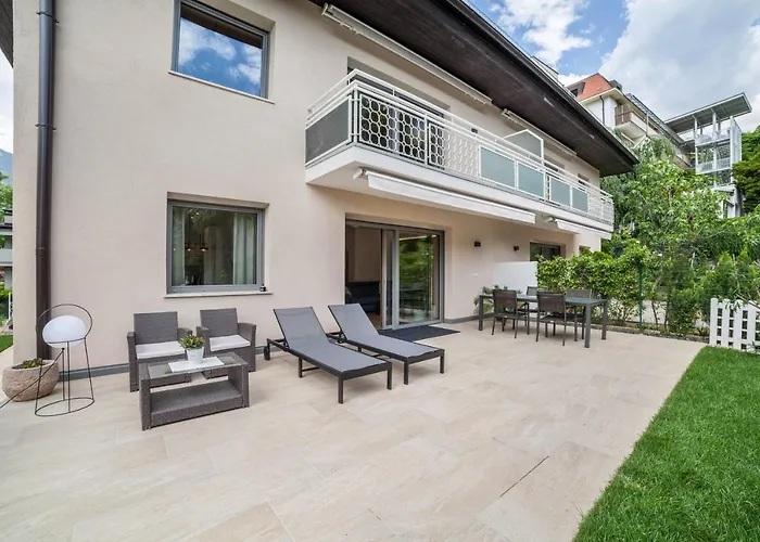 Διαμέρισμα Maia Garden